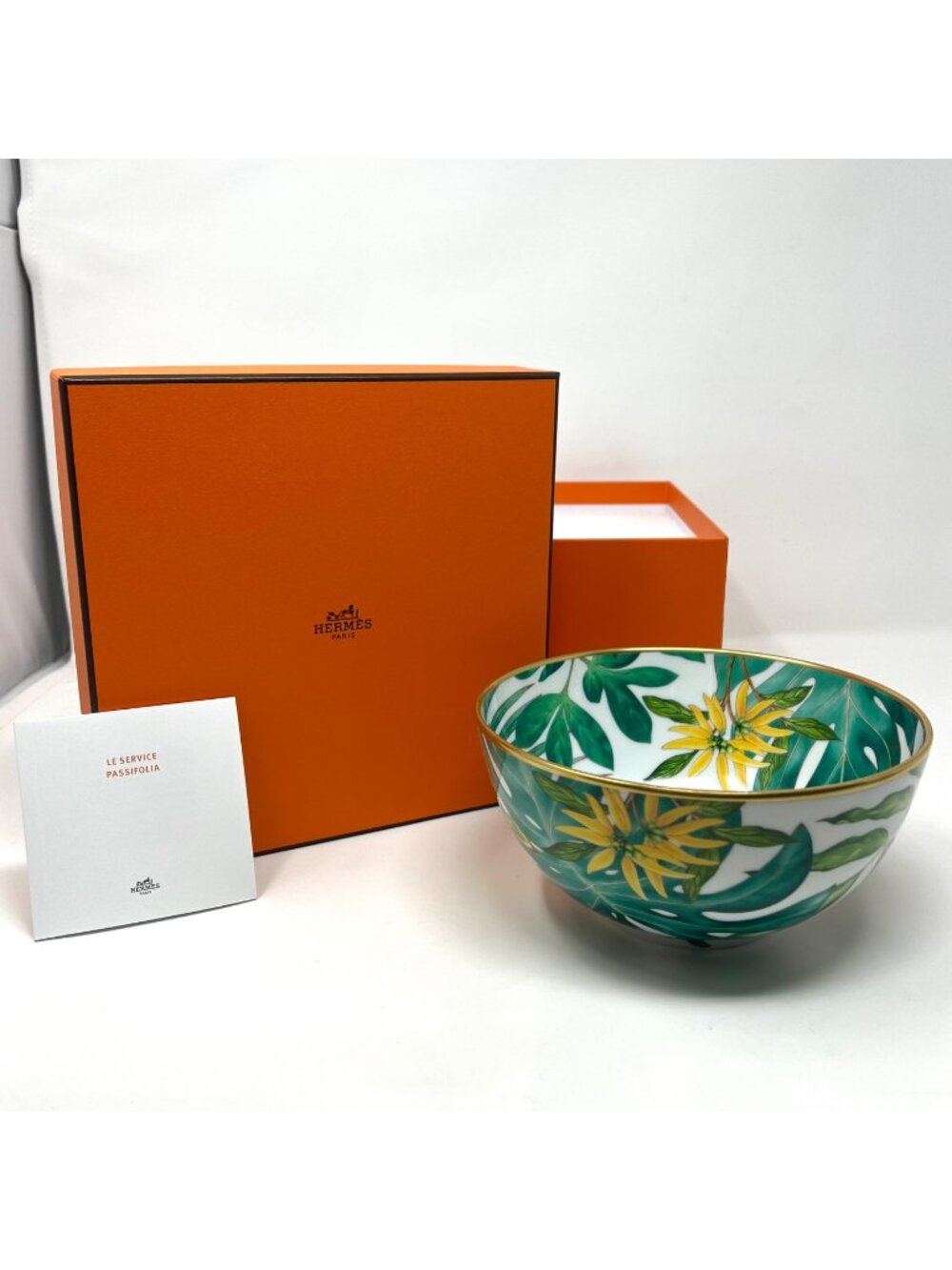 Hermes Foliage White and Green Large Passifolia Bowl BNIB